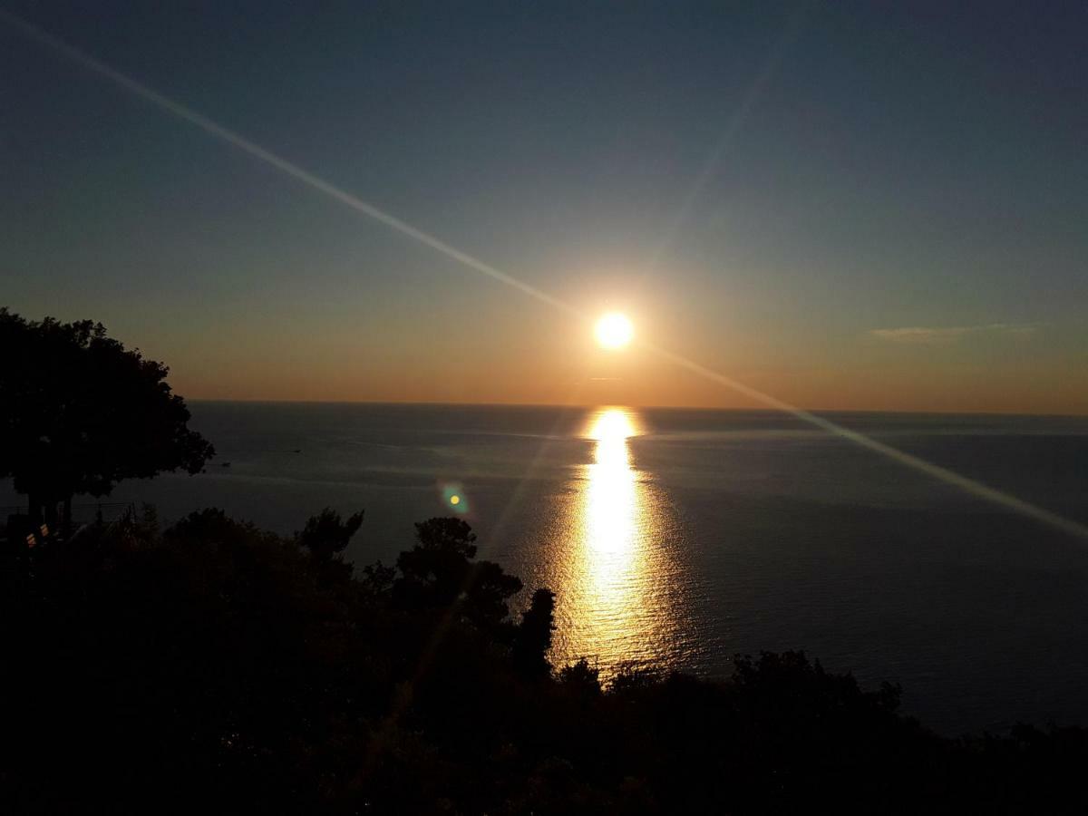 Loft Sul Mare Sirolo Apartment Bagian luar foto